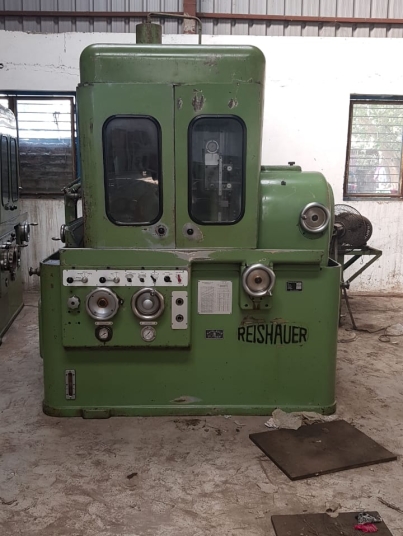 Reishauer NZA gear grinder