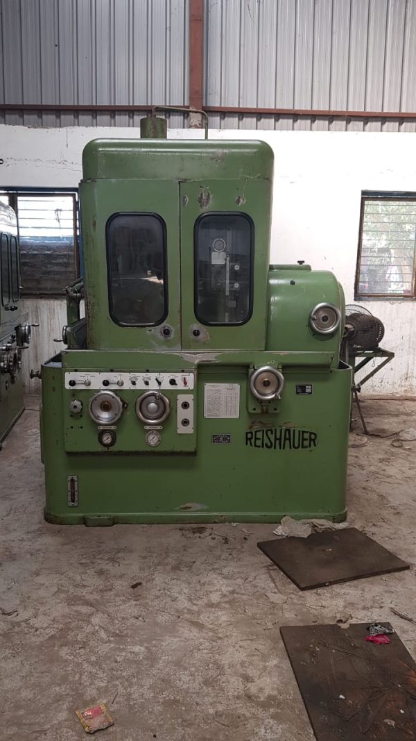 Reishauer NZA gear grinder