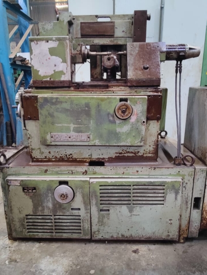 Hurth WF 10 gear hobbing machine