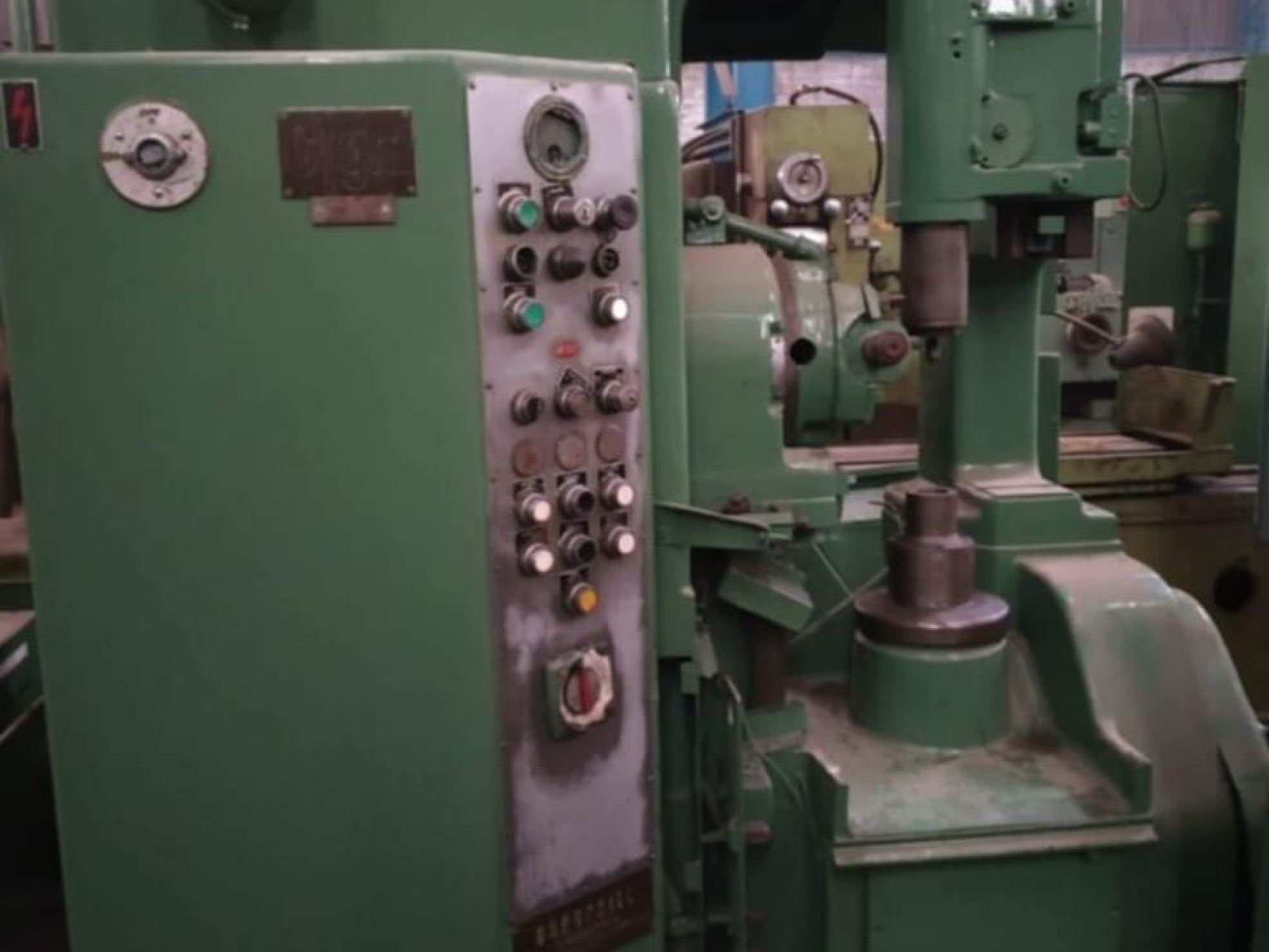 Churchill RH 8 Used Gear Hobbing Machine