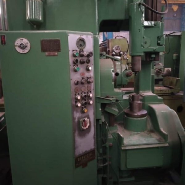 Churchill RH 8 Used Gear Hobbing Machine