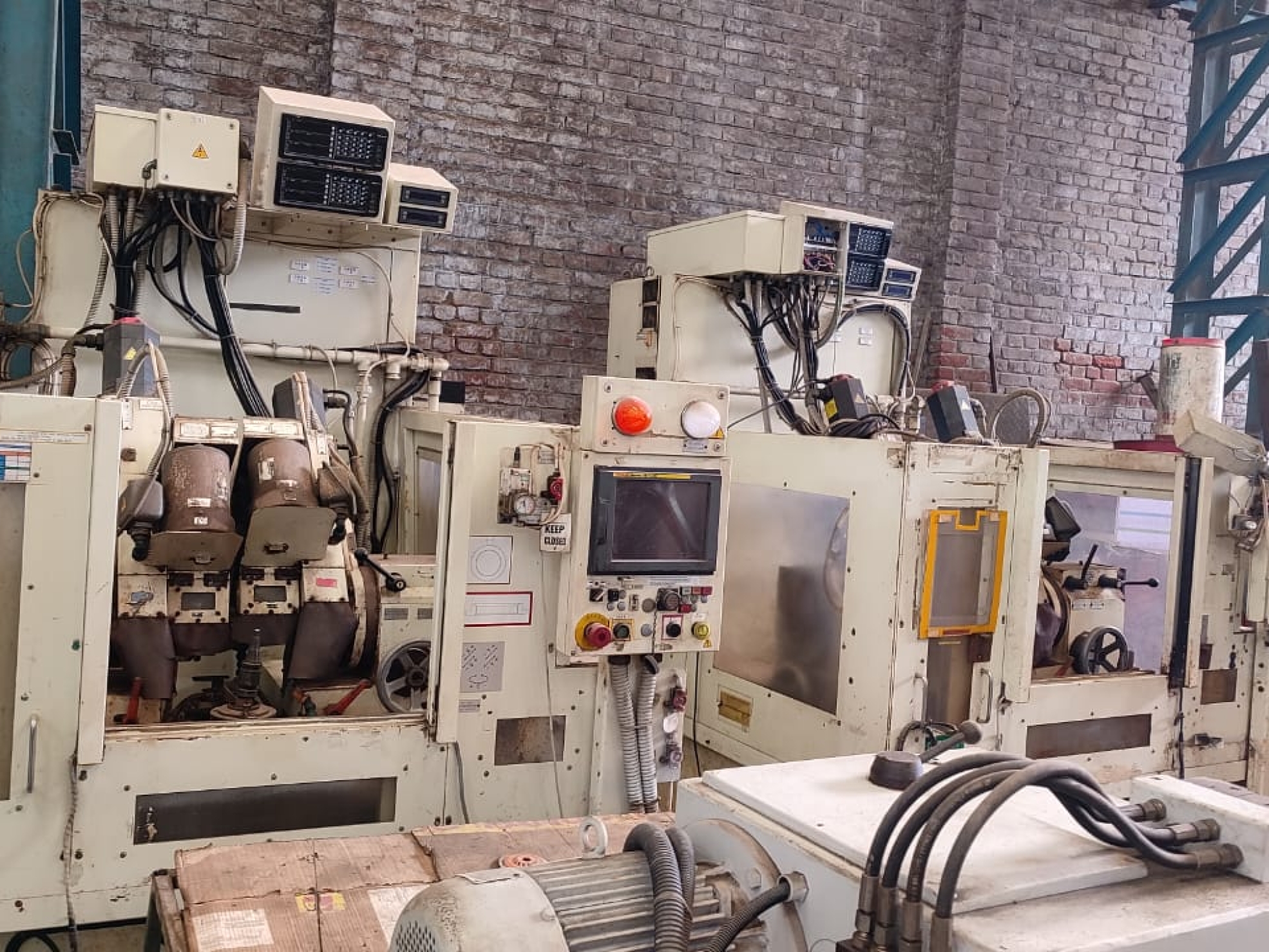 Used Cnc Gear Chamfering 9 axis Machine