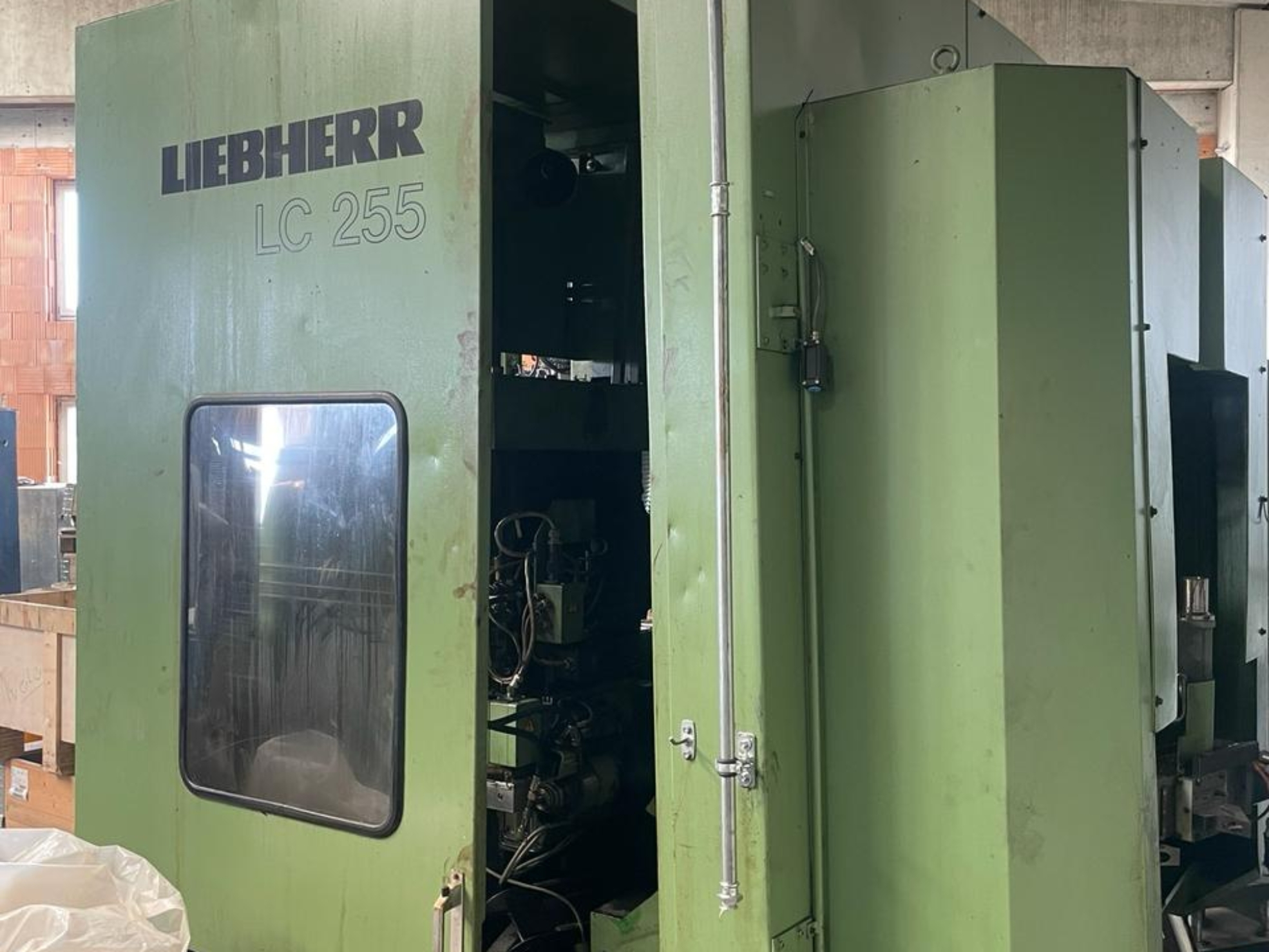 Used Liebherr LC 255 CNC Gear Hobbing Machine