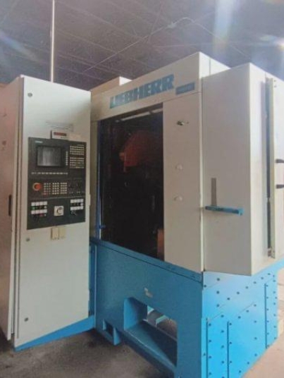 Liebherr LC 82 CNC Gear Hobbing Machine