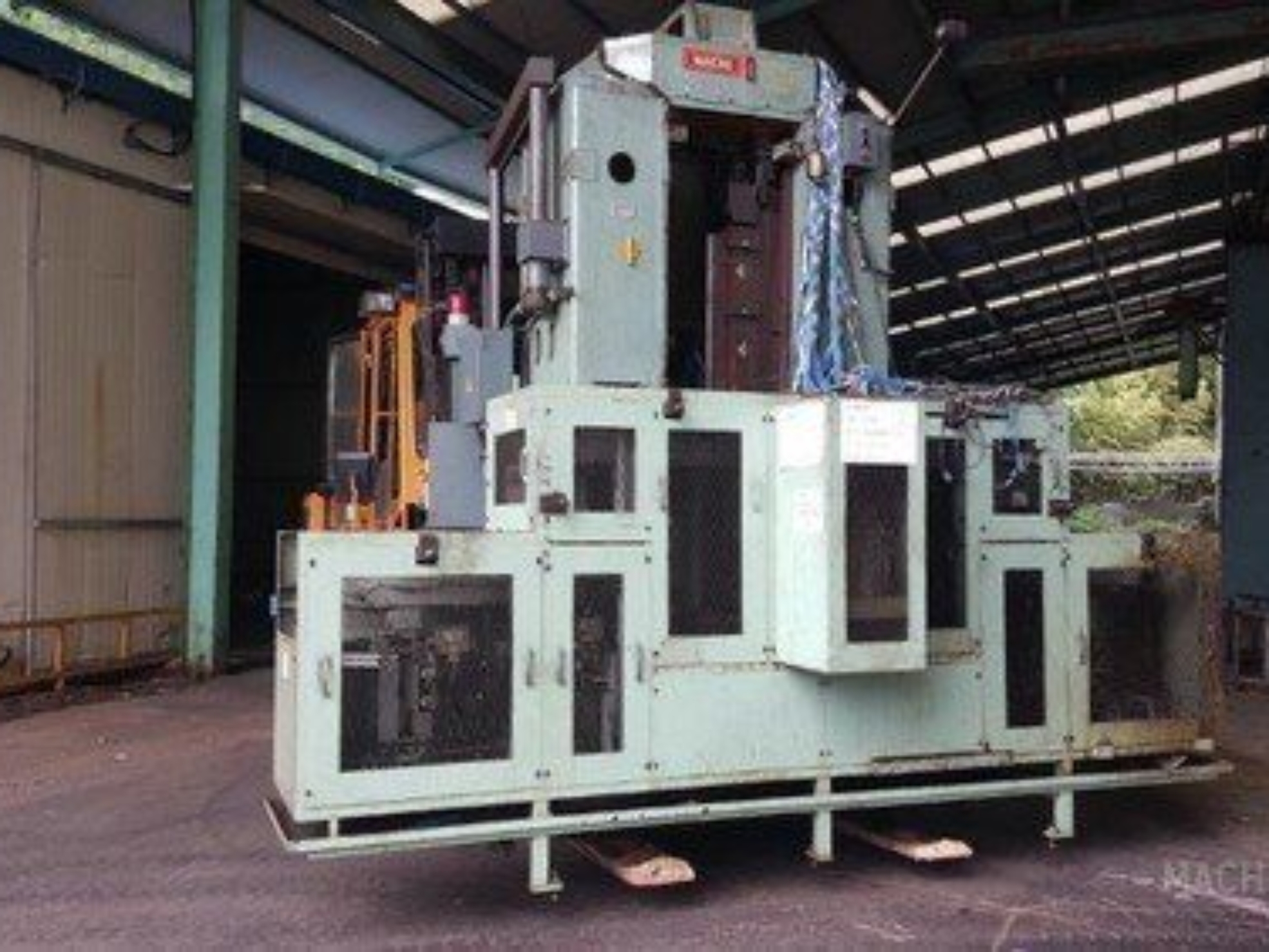 Nachi CNC vertical spline rolling machine